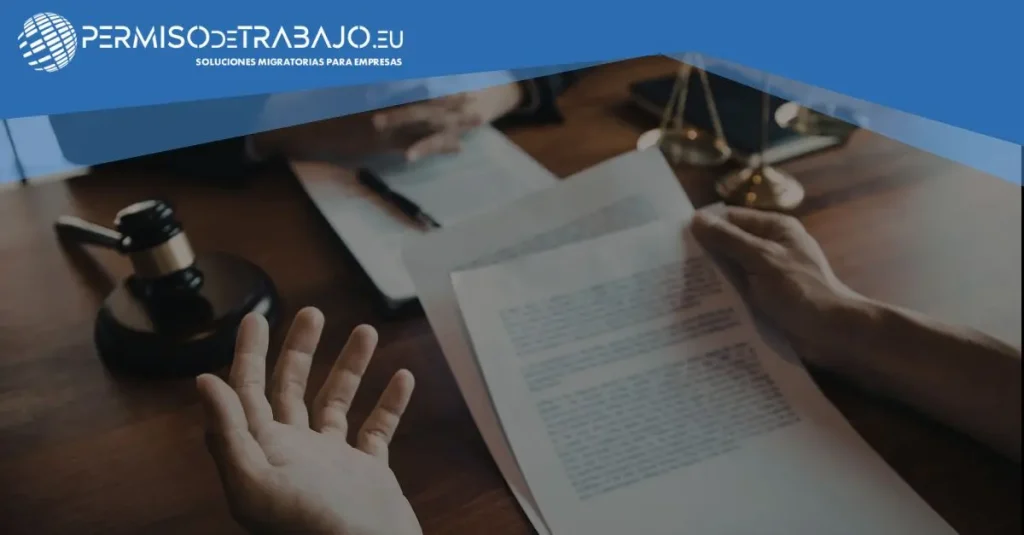 Permiso de residencia y trabajo por cuenta propia en España para autónomos extranjeros